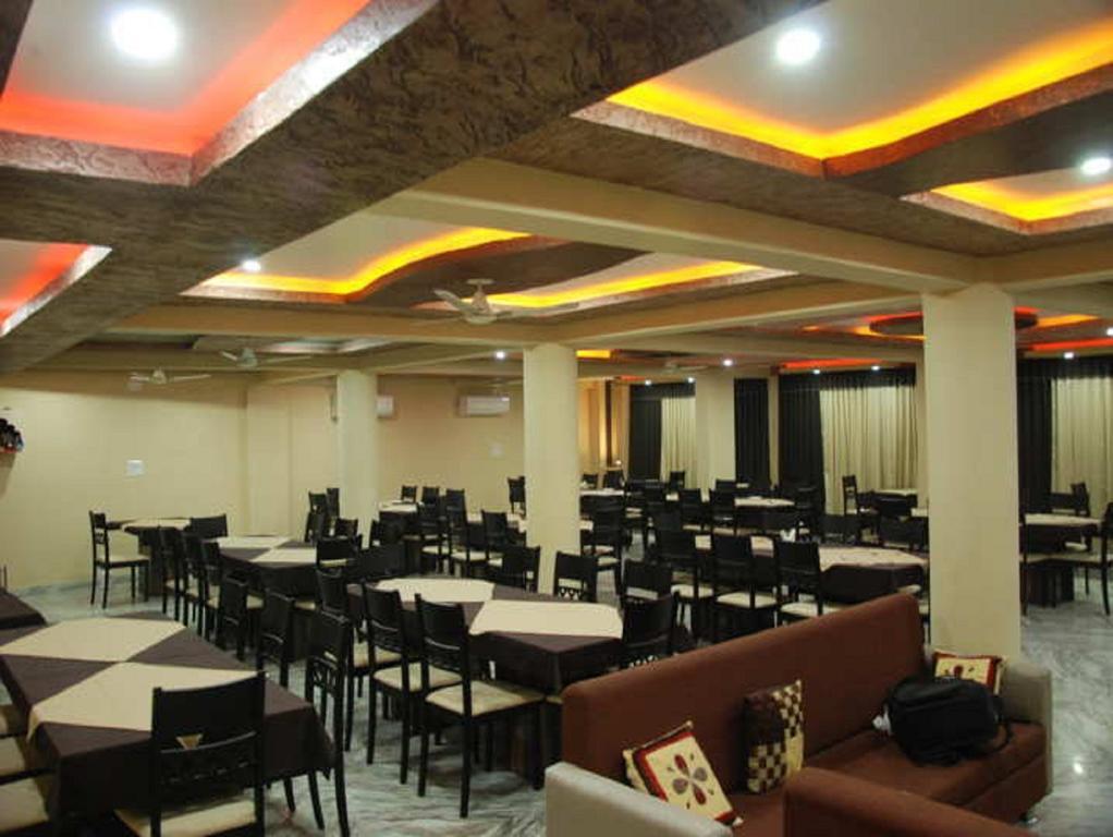 Hotel Kingdom Palace Udaipur Ngoại thất bức ảnh